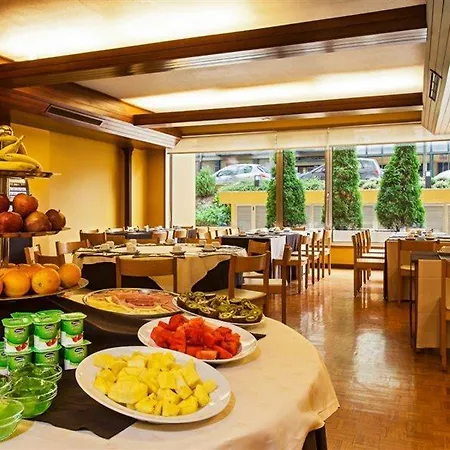 Hotel Hf Tuela 3*